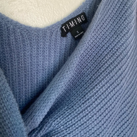 Crop knit sweater - Picture 2 of 5